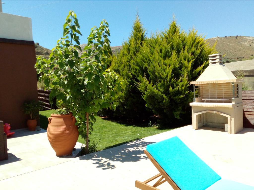Affittacamere Veggera - private swimming pool Pombia Esterno foto