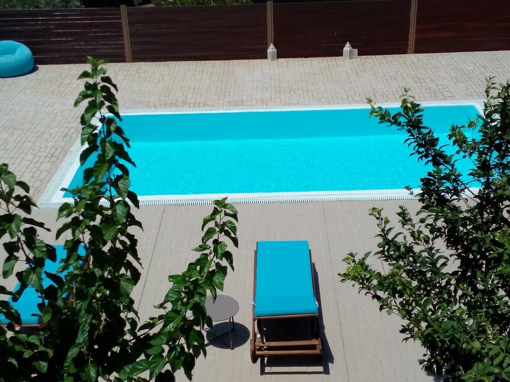 Affittacamere Veggera - private swimming pool Pombia Esterno foto